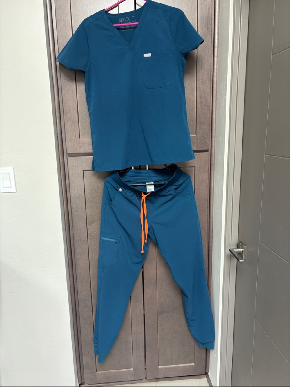 FIGS Teal Scrub Top and Jogger Pants with Orange Drawstring